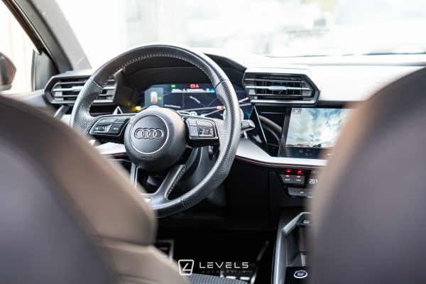 Audi A3 SPORTBACK 35 TFSI 150 ch S-LINE S-TRONIC 7
