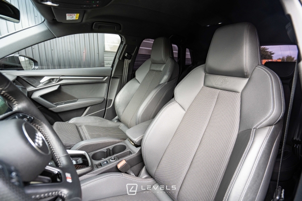 Audi A3 SPORTBACK 35 TFSI 150 ch S-LINE S-TRONIC 7