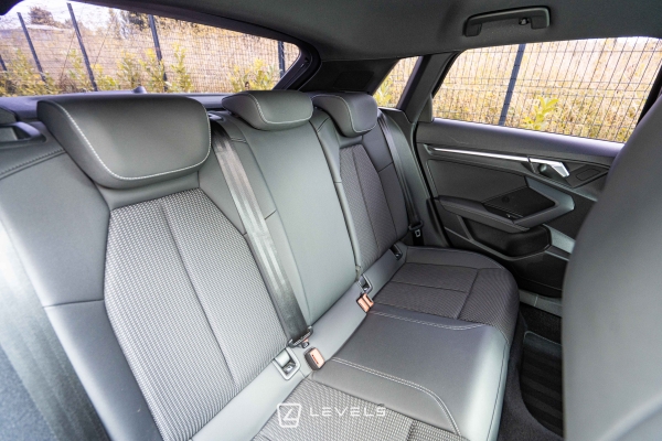 Audi A3 SPORTBACK 35 TFSI 150 ch S-LINE S-TRONIC 7