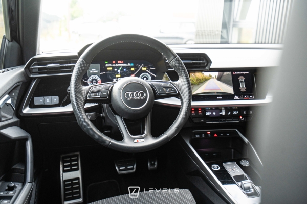 Audi A3 SPORTBACK 35 TFSI 150 ch S-LINE S-TRONIC 7