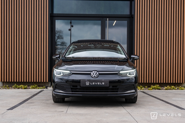  Volkswagen GOLF 8 1.5L eTSI 150 CH Style DSG