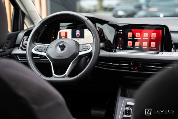  Volkswagen GOLF 8 1.5L eTSI 150 CH Style DSG