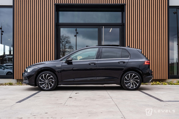  Volkswagen GOLF 8 1.5L eTSI 150 CH Style DSG