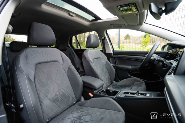  Volkswagen GOLF 8 1.5L eTSI 150 CH Style DSG