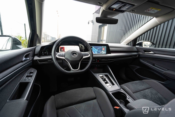  Volkswagen GOLF 8 1.5L eTSI 150 CH Style DSG