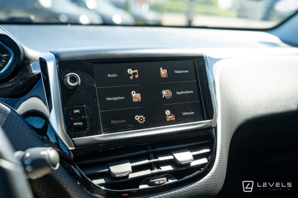Peugeot 2008 Allure PureTech 110 Ch BVM6