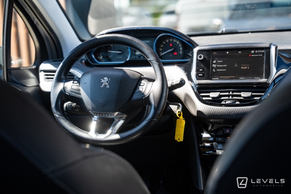 Peugeot 2008 Allure PureTech 110 Ch BVM6