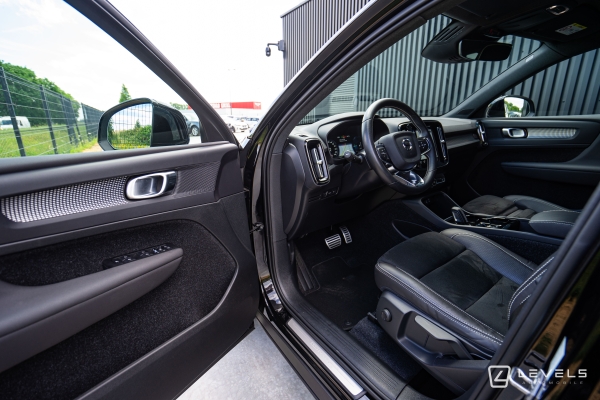  Volvo XC40 T5 RECHARGE HYBRIDE R-DESIGN BVA