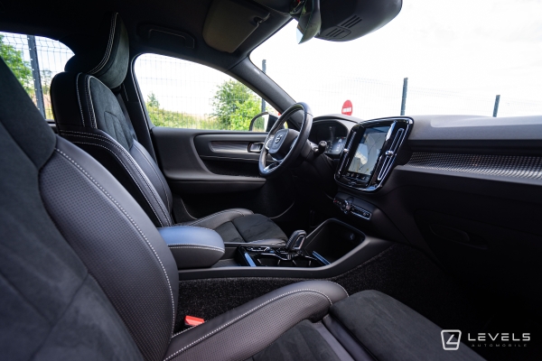  Volvo XC40 T5 RECHARGE HYBRIDE R-DESIGN BVA