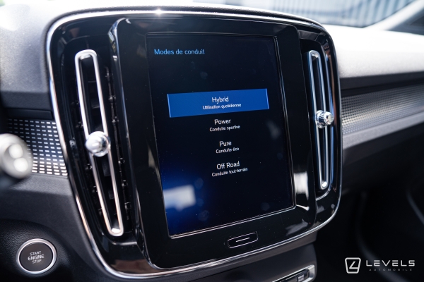  Volvo XC40 T5 RECHARGE HYBRIDE R-DESIGN BVA