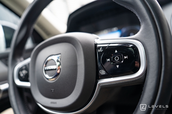  Volvo XC90 T8 R-DESIGN 390CH AWD GEARTRONIC 8