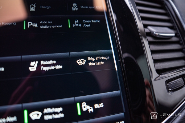  Volvo XC90 T8 R-DESIGN 390CH AWD GEARTRONIC 8
