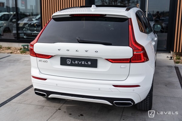  Volvo XC60 T8 RECHARGE AWD 390 CH R-DESIGN GEARTRONIC 8
