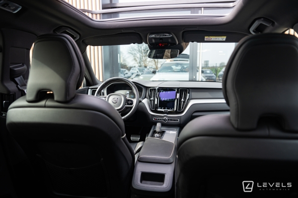  Volvo XC60 T8 RECHARGE AWD 390 CH R-DESIGN GEARTRONIC 8