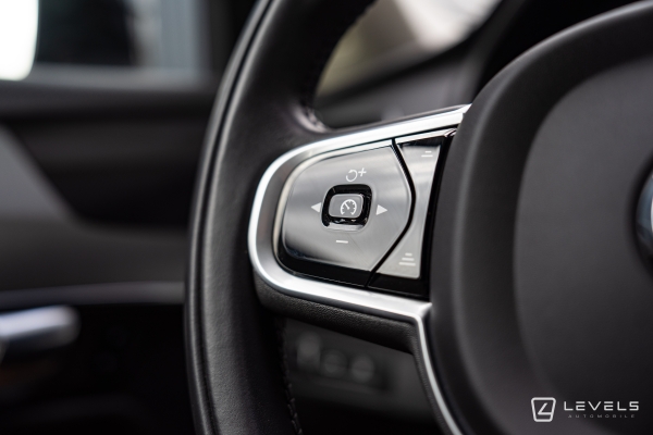 Volvo XC90 T8 R-DESIGN 390CH AWD GEARTRONIC 8