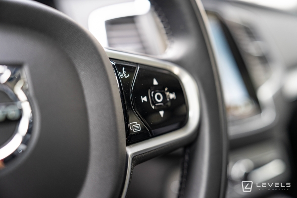Volvo XC90 T8 R-DESIGN 390CH AWD GEARTRONIC 8