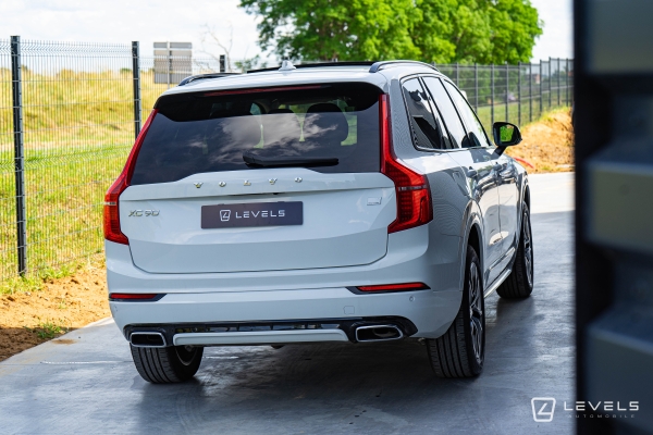 Volvo XC90 T8 R-DESIGN 390CH AWD GEARTRONIC 8