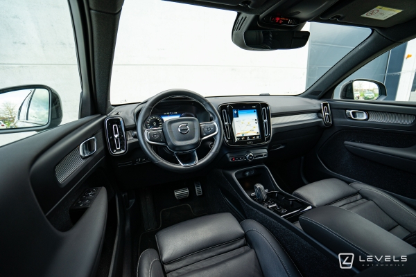 Volvo XC40 T5 RECHARGE HYBRIDE R-DESIGN BVA