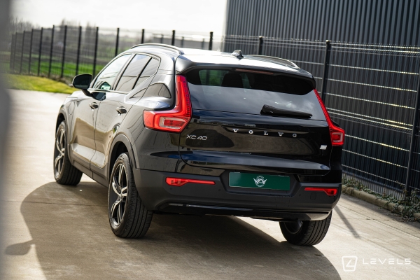 Volvo XC40 T5 RECHARGE HYBRIDE R-DESIGN BVA