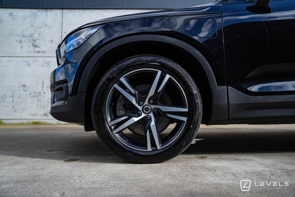Volvo XC40 T5 RECHARGE HYBRIDE R-DESIGN BVA