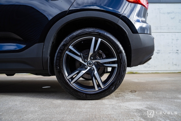 Volvo XC40 T5 RECHARGE HYBRIDE R-DESIGN BVA