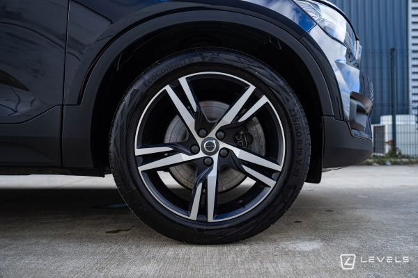 Volvo XC40 T5 RECHARGE HYBRIDE R-DESIGN BVA