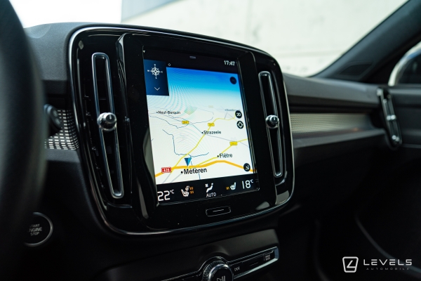 Volvo XC40 T5 RECHARGE HYBRIDE R-DESIGN BVA