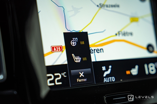 Volvo XC40 T5 RECHARGE HYBRIDE R-DESIGN BVA
