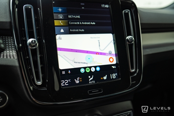 Volvo XC40 T5 RECHARGE HYBRIDE R-DESIGN BVA