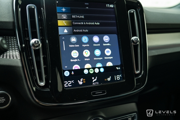 Volvo XC40 T5 RECHARGE HYBRIDE R-DESIGN BVA