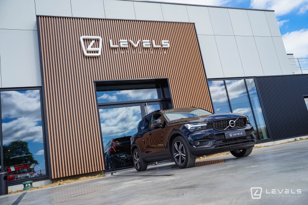 Volvo XC40 T5 RECHARGE HYBRIDE R-DESIGN BVA