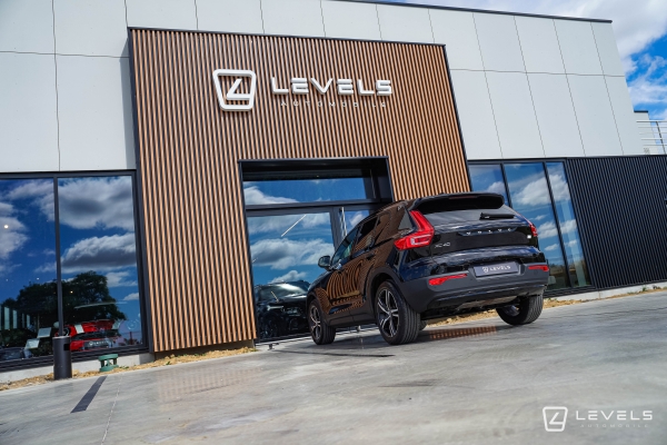 Volvo XC40 T5 RECHARGE HYBRIDE R-DESIGN BVA