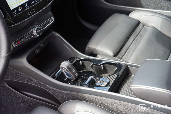  Volvo XC40 T5 RECHARGE HYBRIDE R-DESIGN BVA