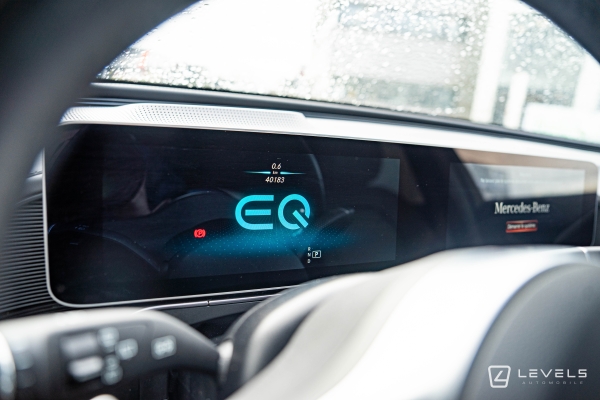 Mercedes EQC 400 AMG LINE 4MATIC 