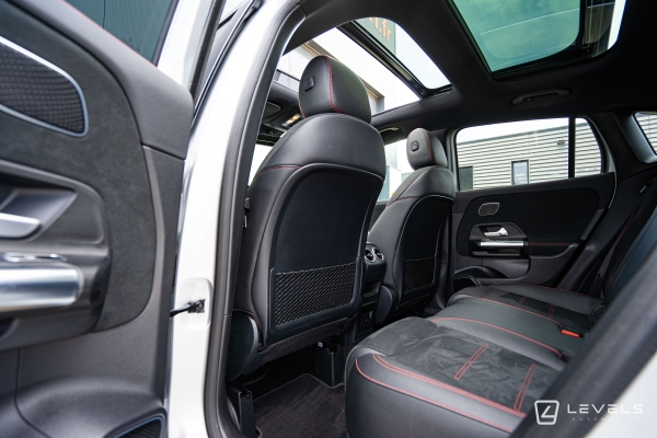 Mercedes GLA 250E AMG LINE 8G-DCT