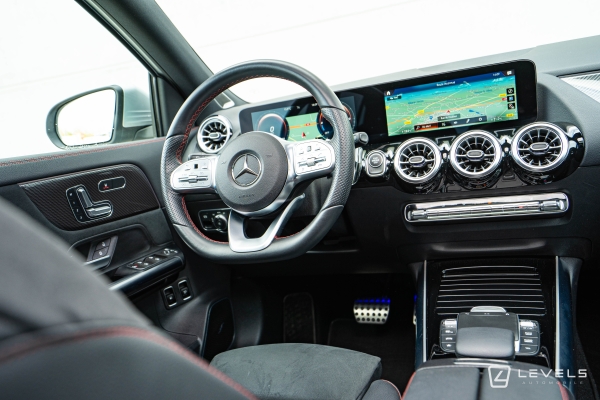 Mercedes GLA 250E AMG LINE 8G-DCT