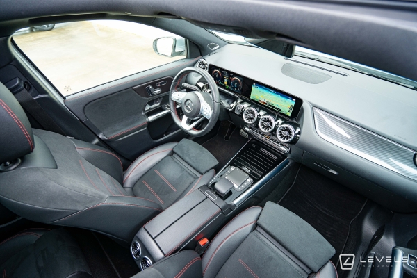 Mercedes GLA 250E AMG LINE 8G-DCT