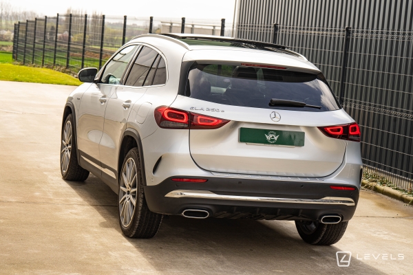 Mercedes GLA 250E AMG LINE 8G-DCT