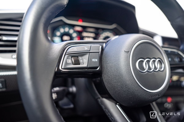 Audi A1 SPORTBACK 30 TFSI 110 CH S-TRONIC S LINE 