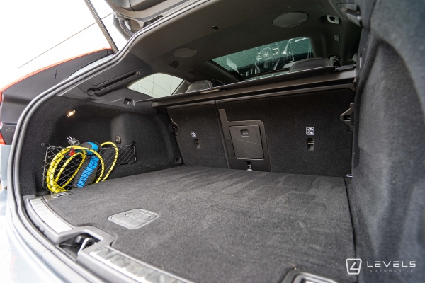 Volvo XC60 T8 RECHARGE 390 CH R-DESIGN AWD GEARTRONIC 8