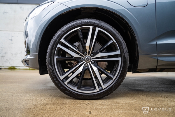 Volvo XC60 T8 RECHARGE 390 CH R-DESIGN AWD GEARTRONIC 8