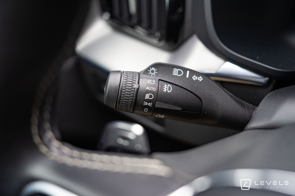Volvo XC60 T8 RECHARGE 390 CH R-DESIGN AWD GEARTRONIC 8