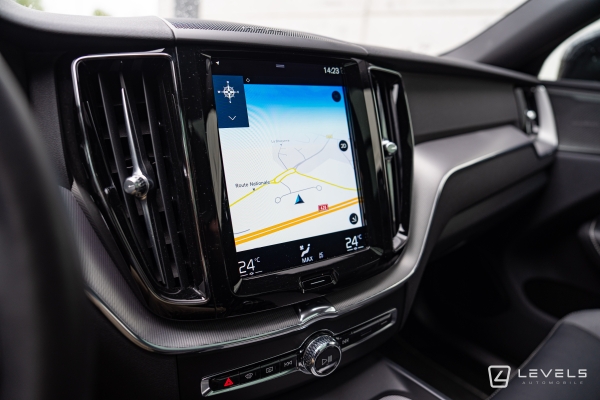 Volvo XC60 T8 RECHARGE 390 CH R-DESIGN AWD GEARTRONIC 8