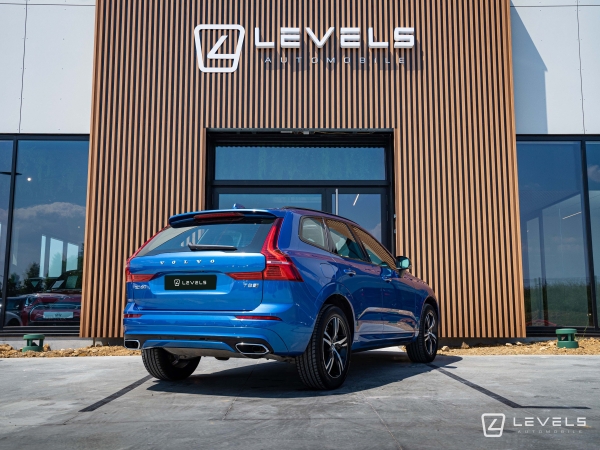  Volvo XC60 T8 390 CH R-DESIGN AWD RECHARGE GEARTRONIC 8