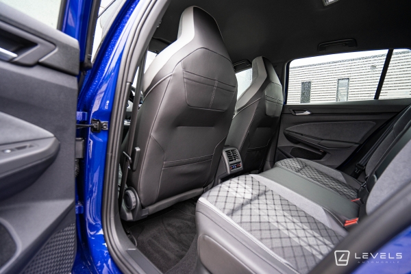 Volkswagen GOLF 8 1.5L eTSI 150 CH R-LINE DSG