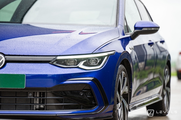 Volkswagen GOLF 8 1.5L eTSI 150 CH R-LINE DSG