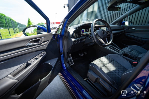  Volkswagen GOLF 8 1.5L eTSI 150 CH R-LINE DSG