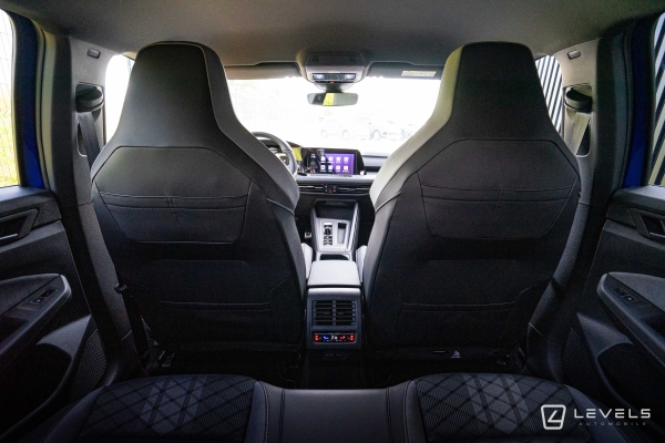  Volkswagen GOLF 8 1.5L eTSI 150 CH R-LINE DSG