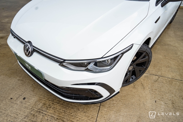 Volkswagen GOLF 8 1.5L eTSI 150 CH R-LINE DSG
