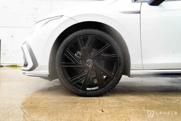 Volkswagen GOLF 8 1.5L eTSI 150 CH R-LINE DSG